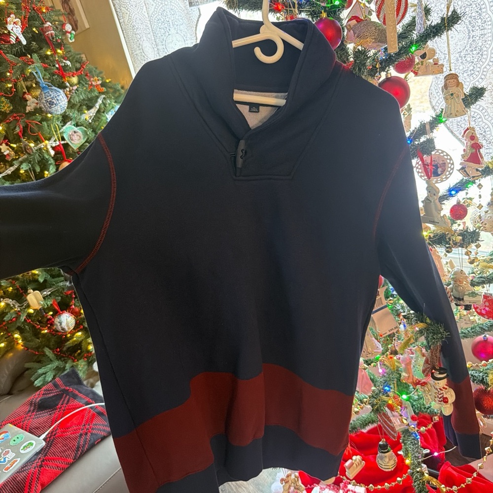 Tommy Hilfiger Men's navy  and red Turtleneck Sweater